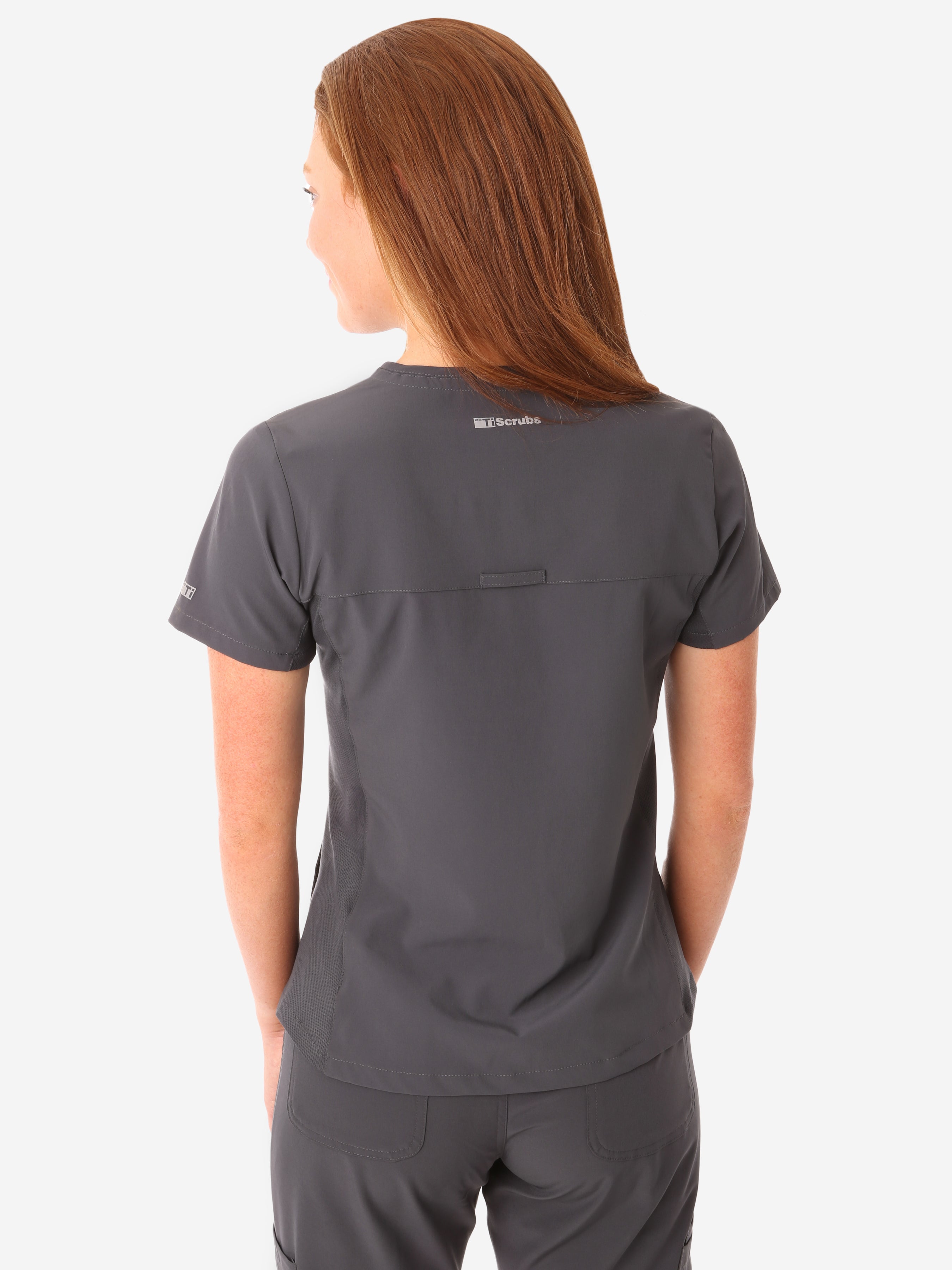 Women&#39;s Stash-Pocket Scrub Top