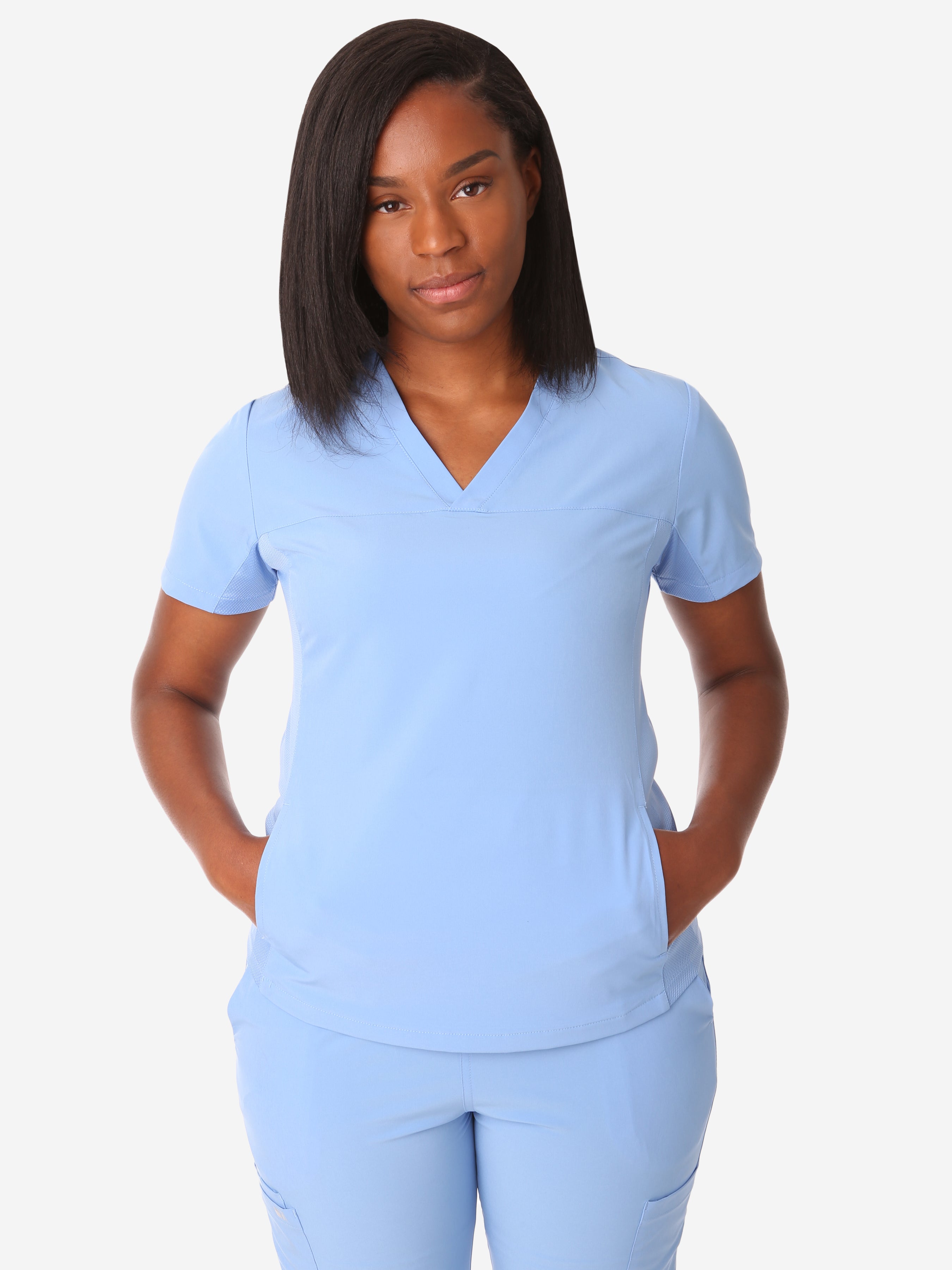 Women&#39;s Stash-Pocket Scrub Top