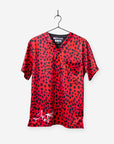 Men's NFLPA Tyreek Hill Print Scrub Top with Cheetah Pattern in Red