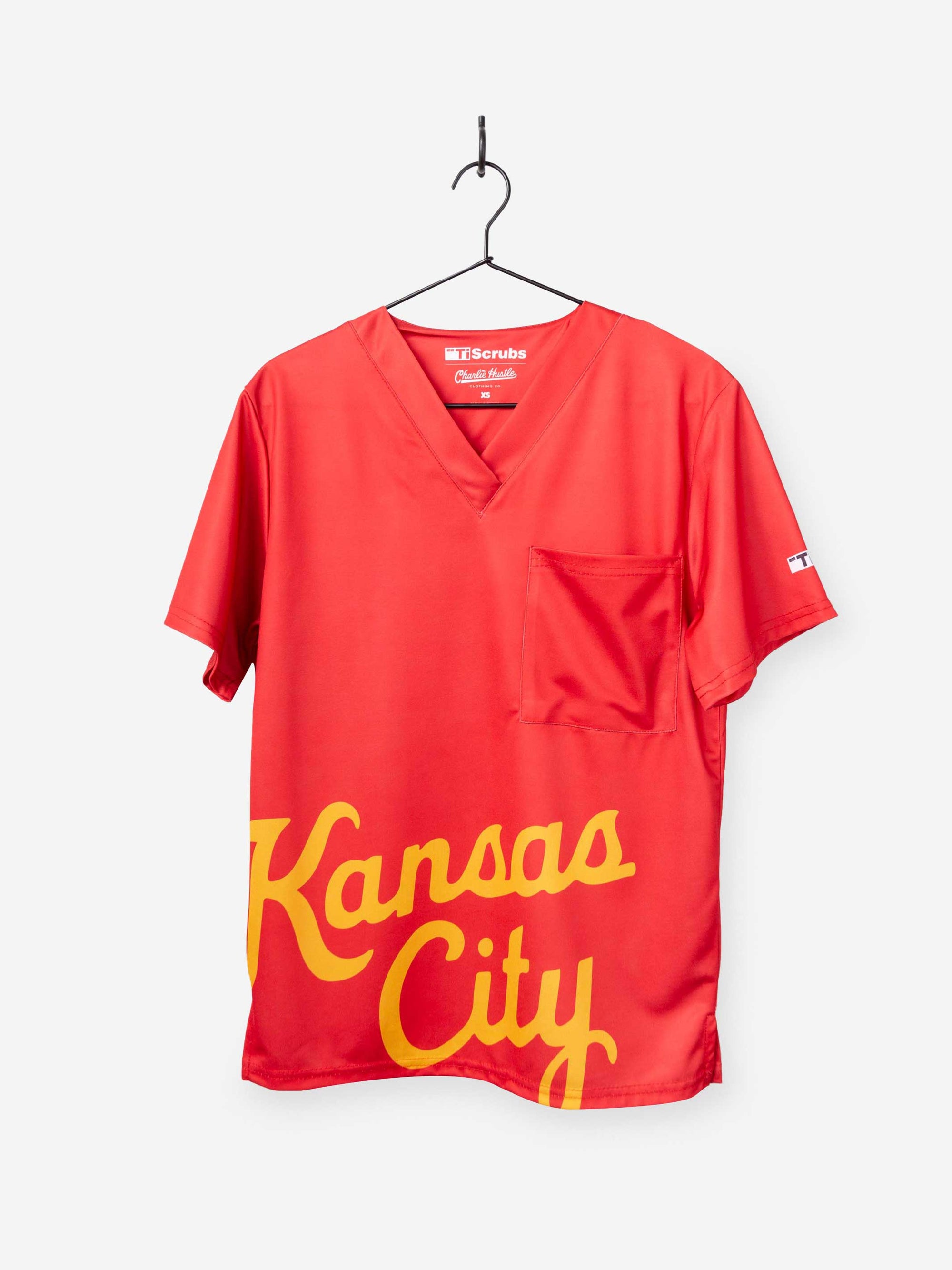 Men&#39;s Charlie Hustle Print Scrub Top with Kansas City Script in Red and Gold