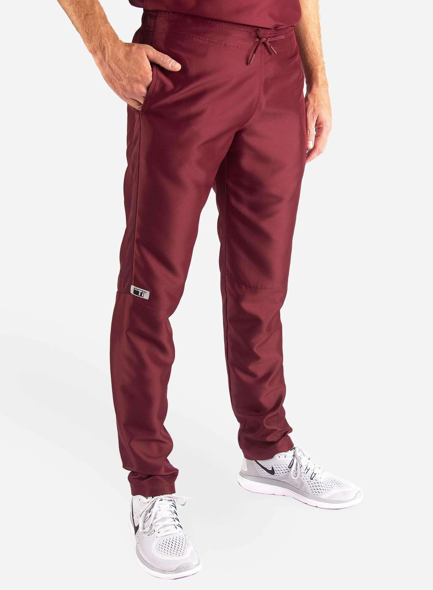 Men&#39;s Slim Fit Scrub Pants in Bold burgundy