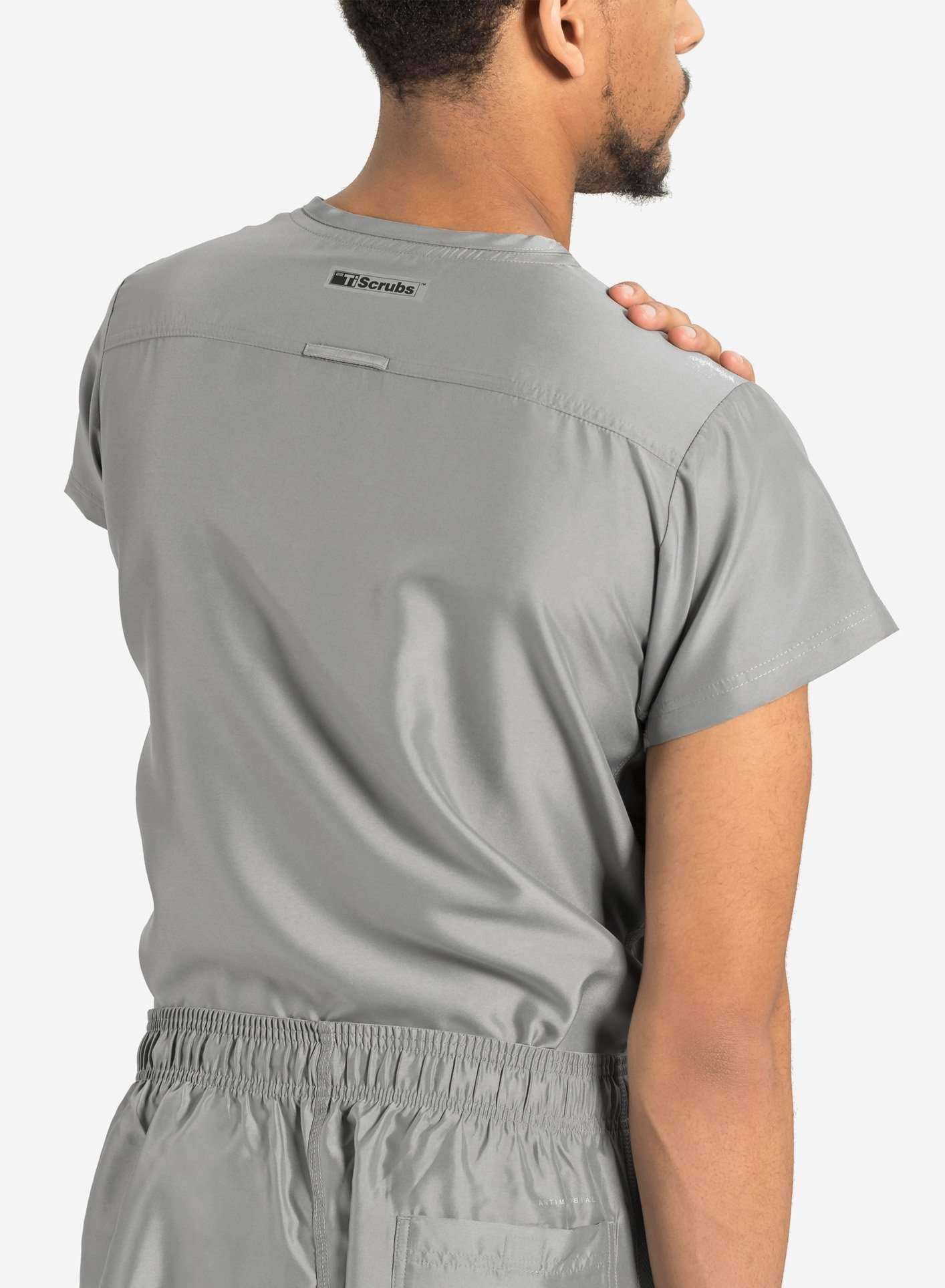 mens Elements short sleeve classic one pocket scrub top light grey