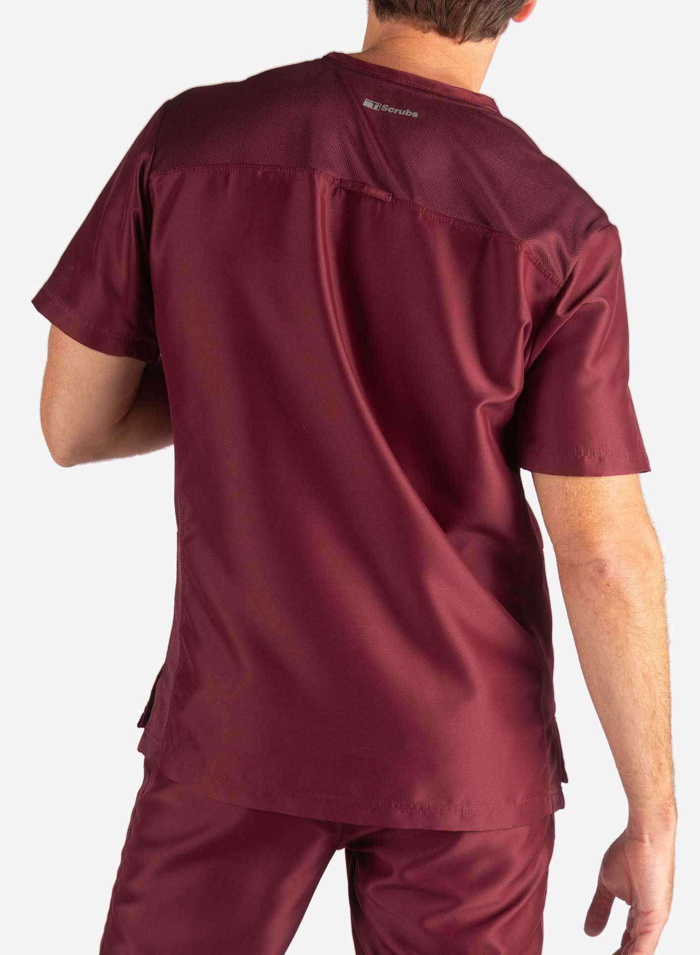 Men&#39;s 3 Pocket Scrub Top in burgundy