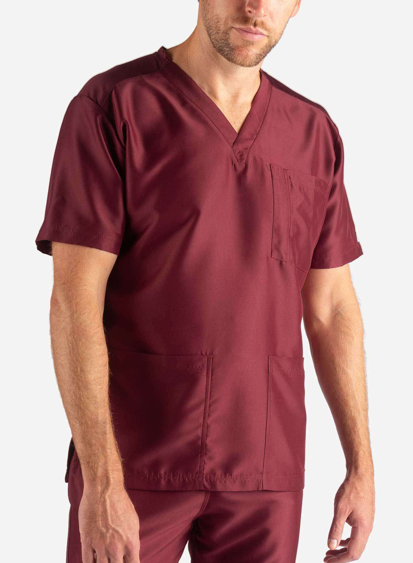 Men&#39;s 3 Pocket Scrub Top in burgundy