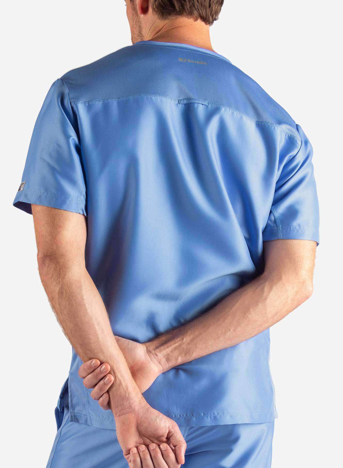 Men&#39;s 3 Pocket Scrub Top in ceil-blue