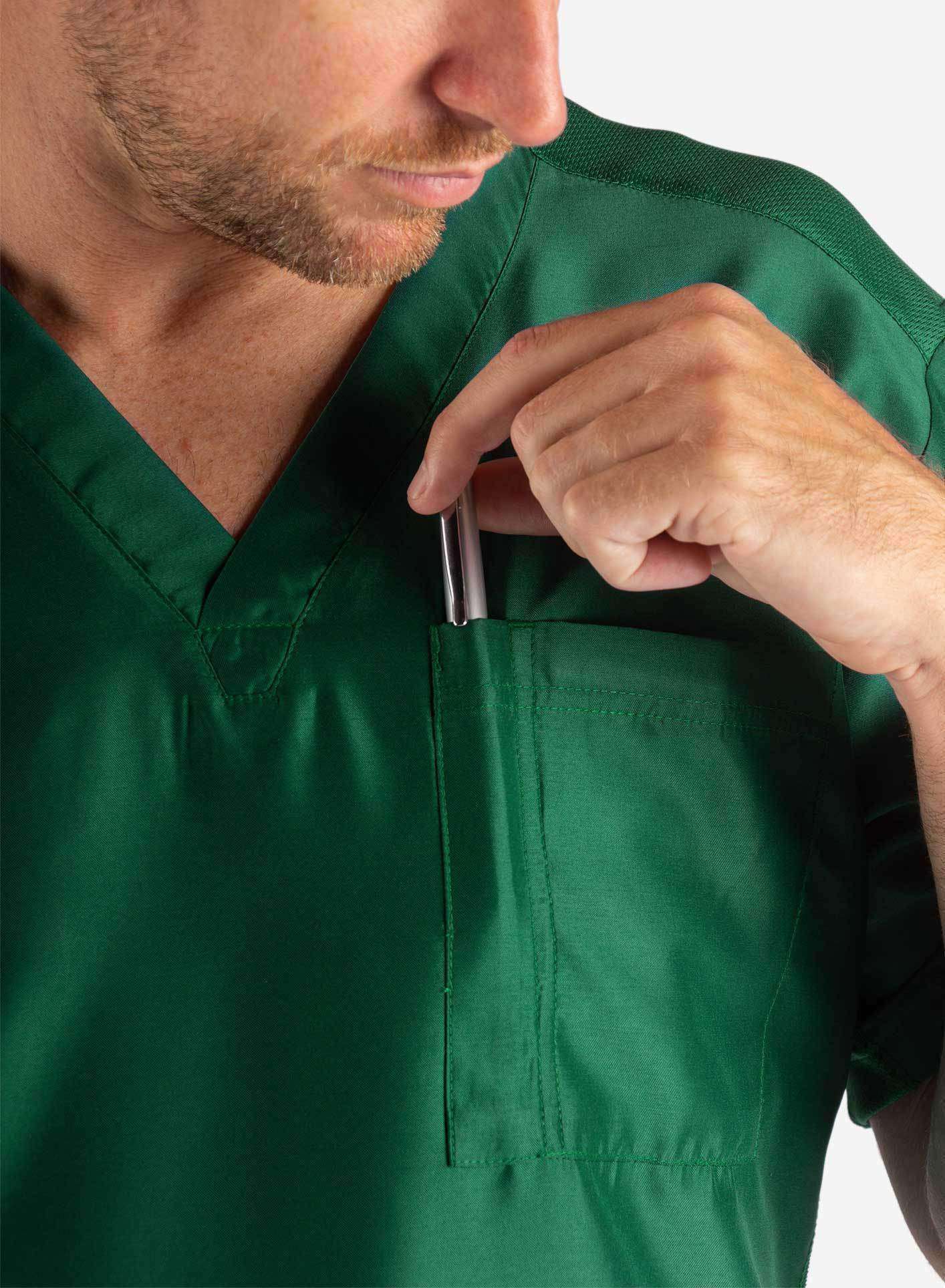 Men&#39;s 3 Pocket Scrub Top in Dark Green Pocket