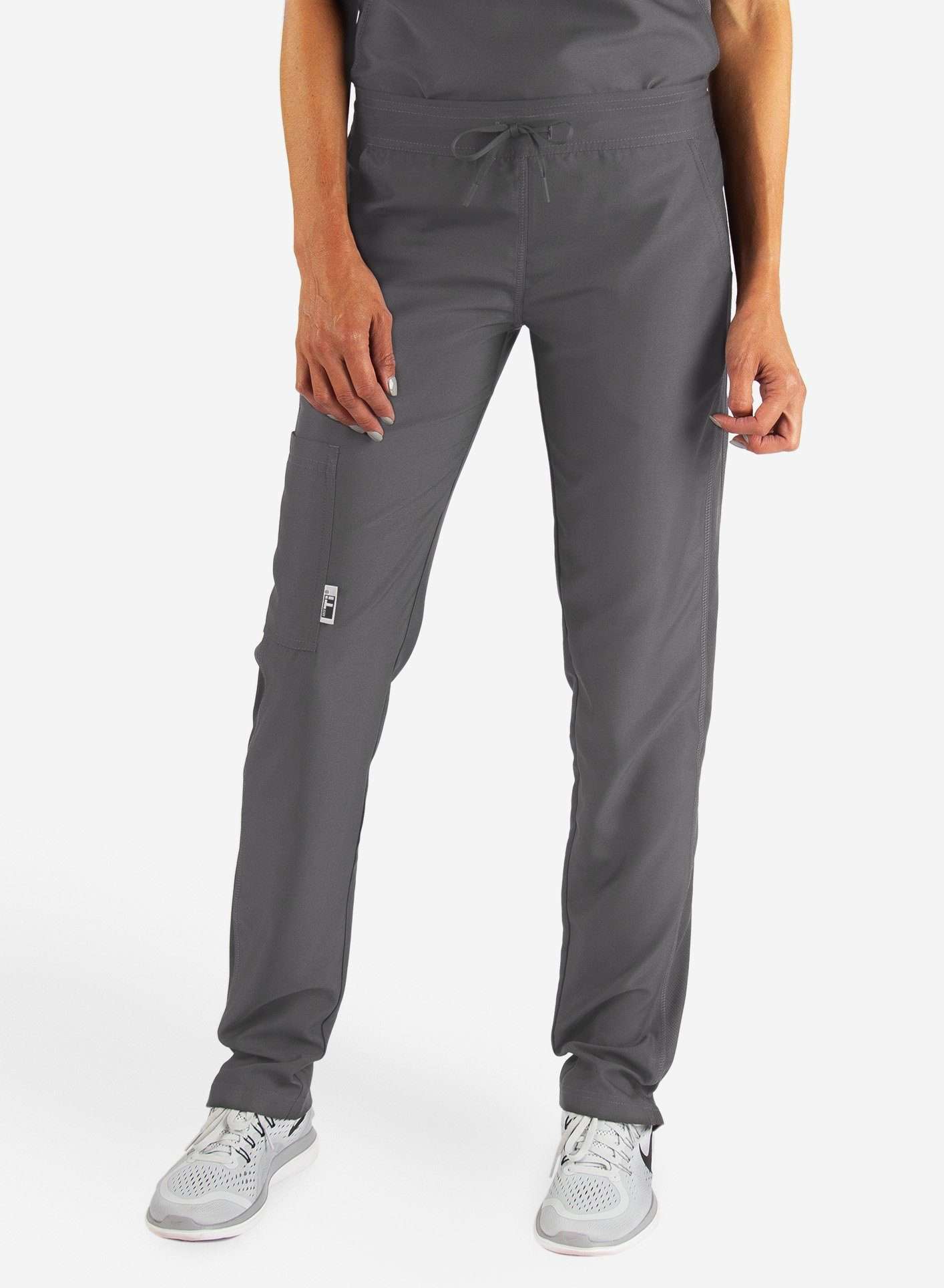 Women&#39;s Slim Fit Scrub Pants in Dark gray