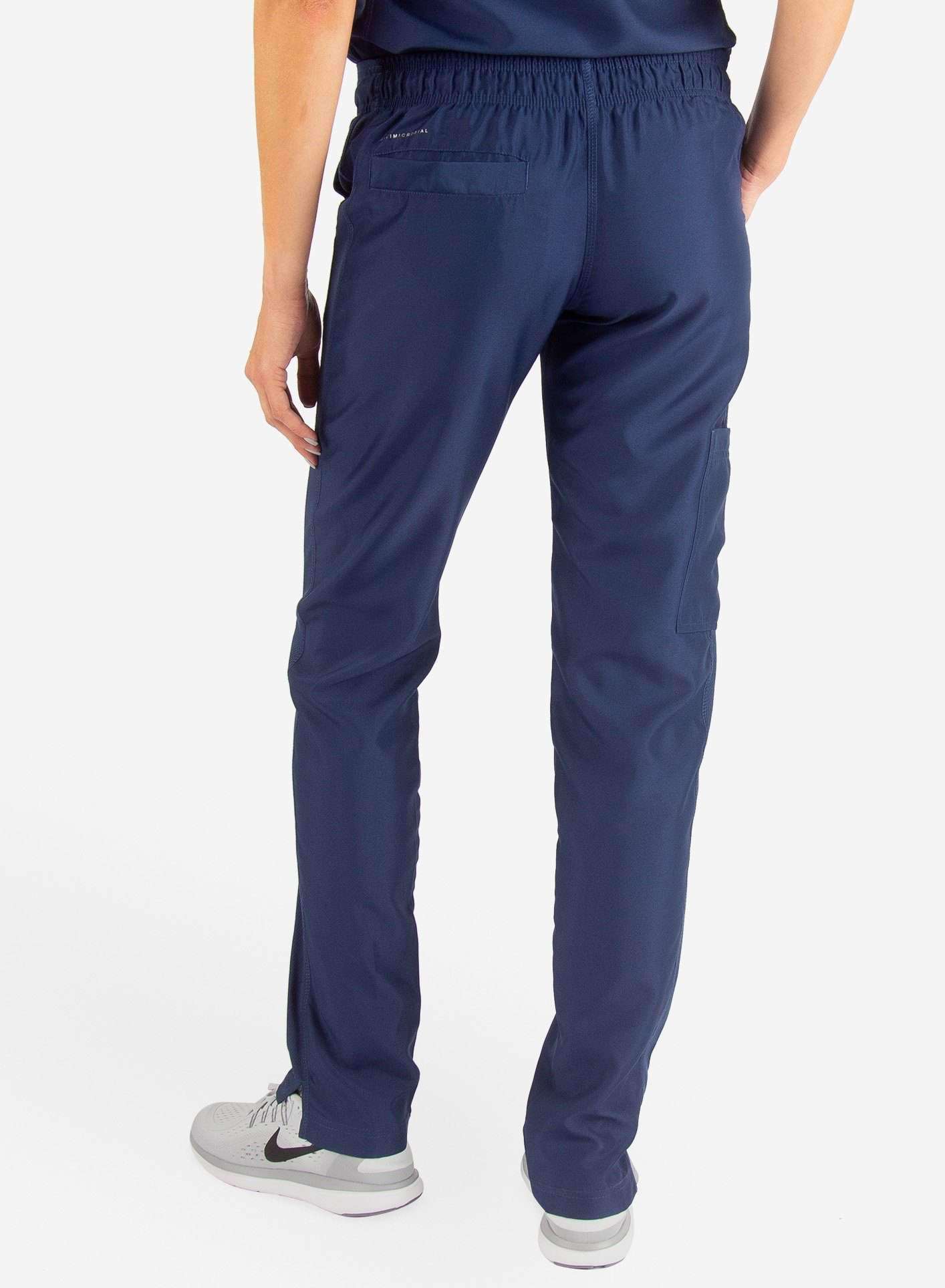 Women&#39;s Slim Fit Scrub Pants in navy-blue