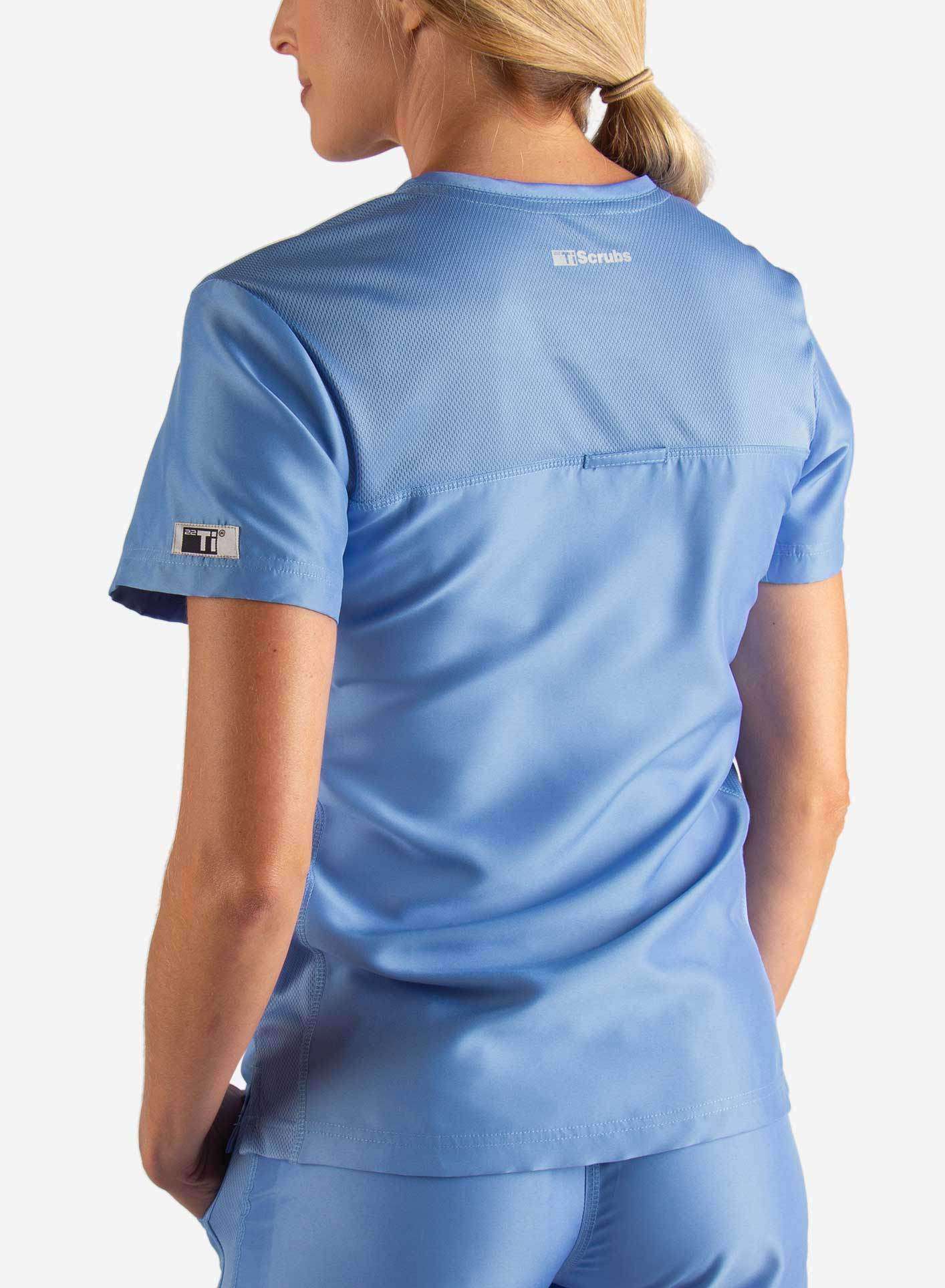 Women&#39;s Fitted Scrub Top in ceil-blue